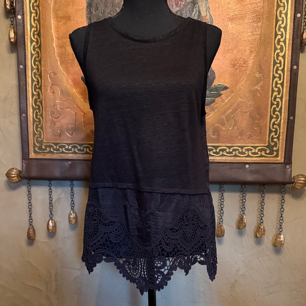 Elegant Black Lace Hem Women's Top